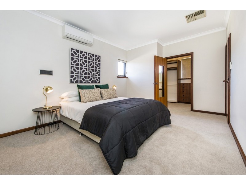 35 Mantua Crescent, Churchlands WA 6018