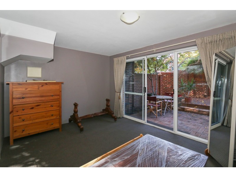 4/39 Bronte Street, East Perth WA 6004