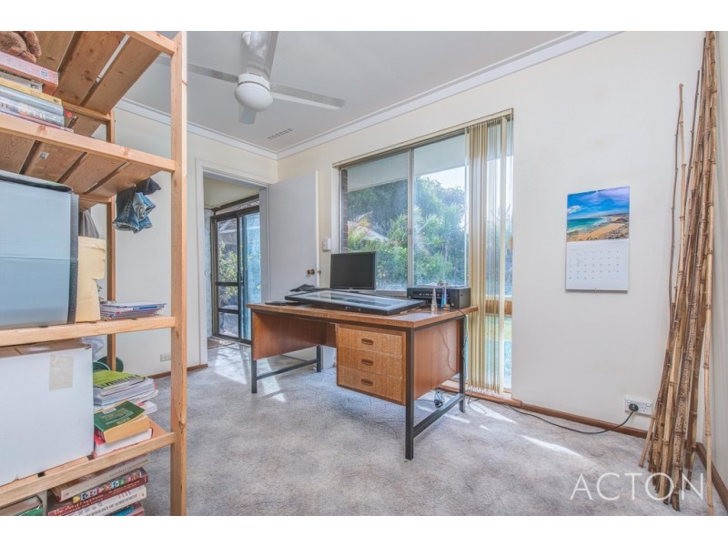 9 Anerley Street, Hamersley WA 6022