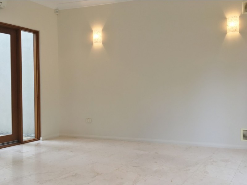 14 Mere View Way, Subiaco WA 6008