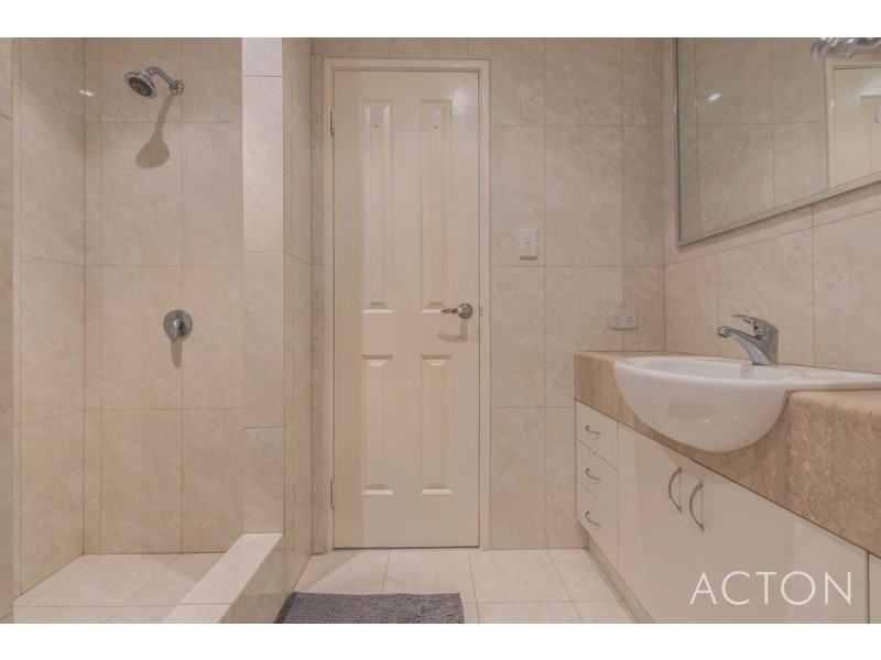 163B Grand Promenade, Doubleview WA 6018