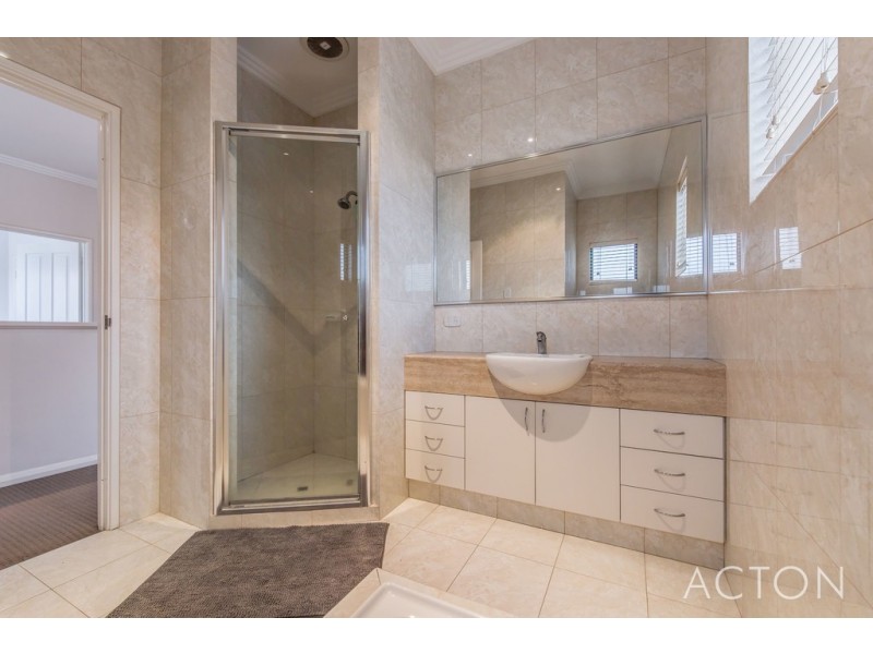 163B Grand Promenade, Doubleview WA 6018