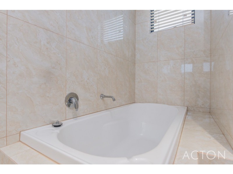 163B Grand Promenade, Doubleview WA 6018