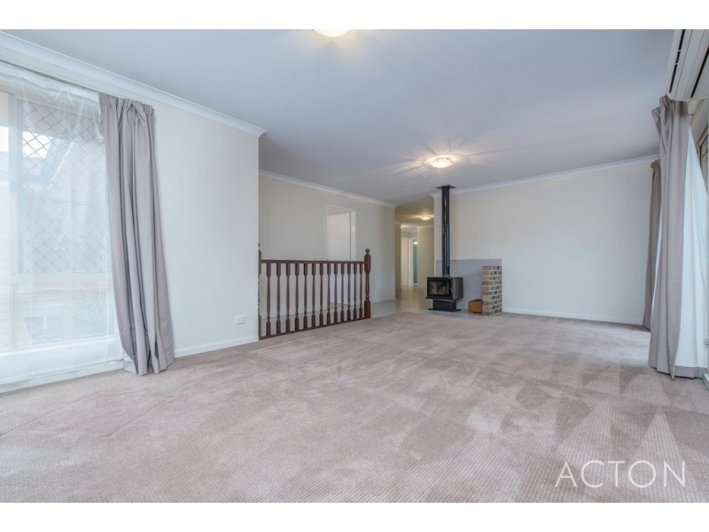 28 St Anthony Drive, Stirling WA 6021