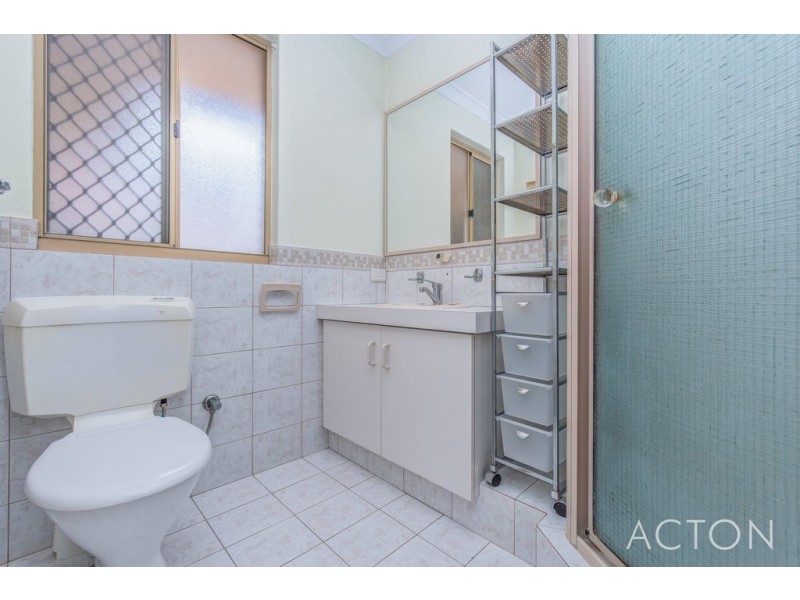 28 St Anthony Drive, Stirling WA 6021