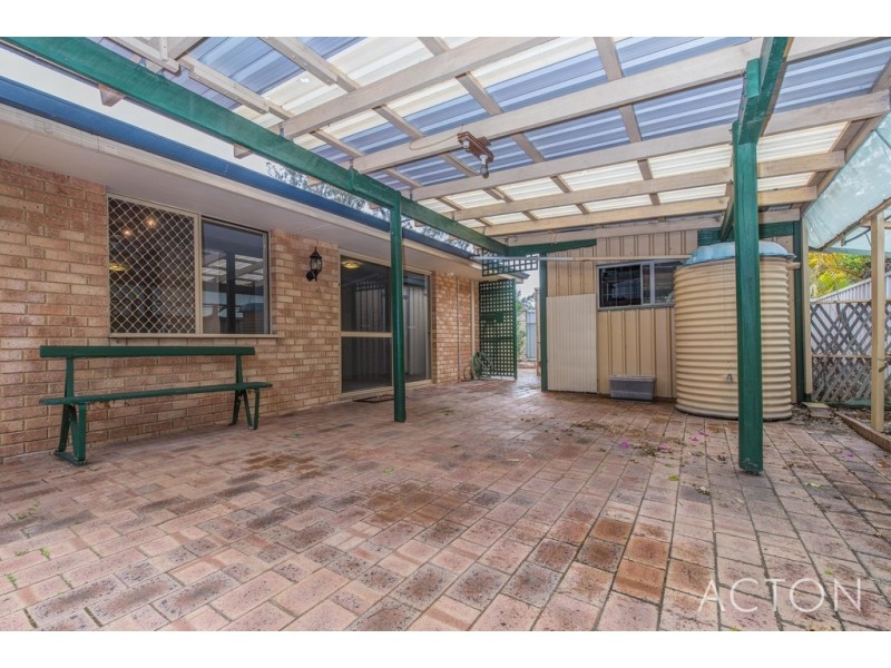 28 St Anthony Drive, Stirling WA 6021