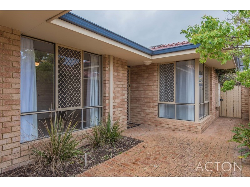 28 St Anthony Drive, Stirling WA 6021