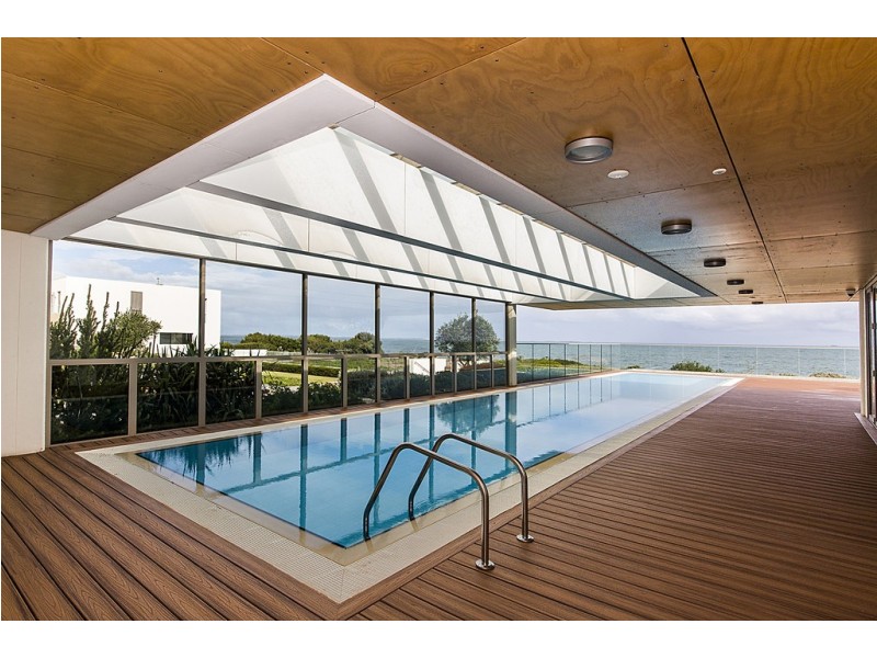 22/21 Ocean Drive, North Coogee WA 6163