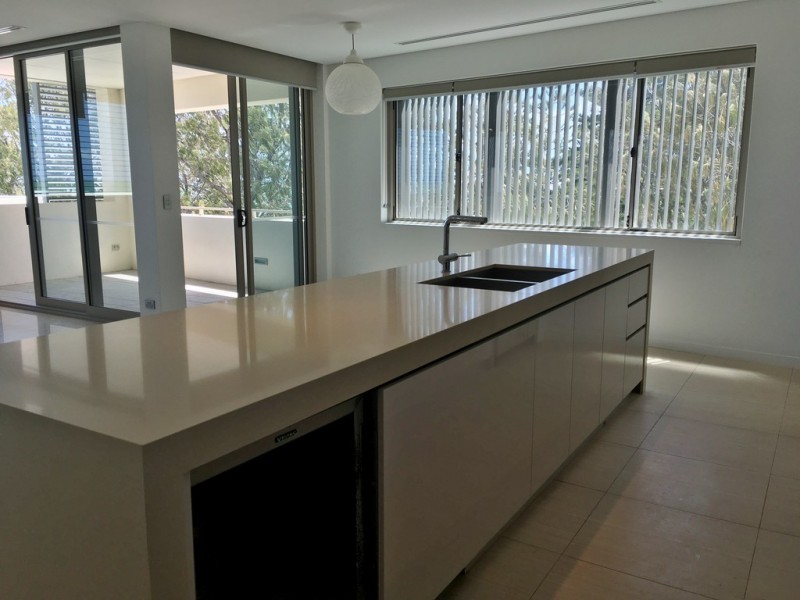 22/21 Ocean Drive, North Coogee WA 6163