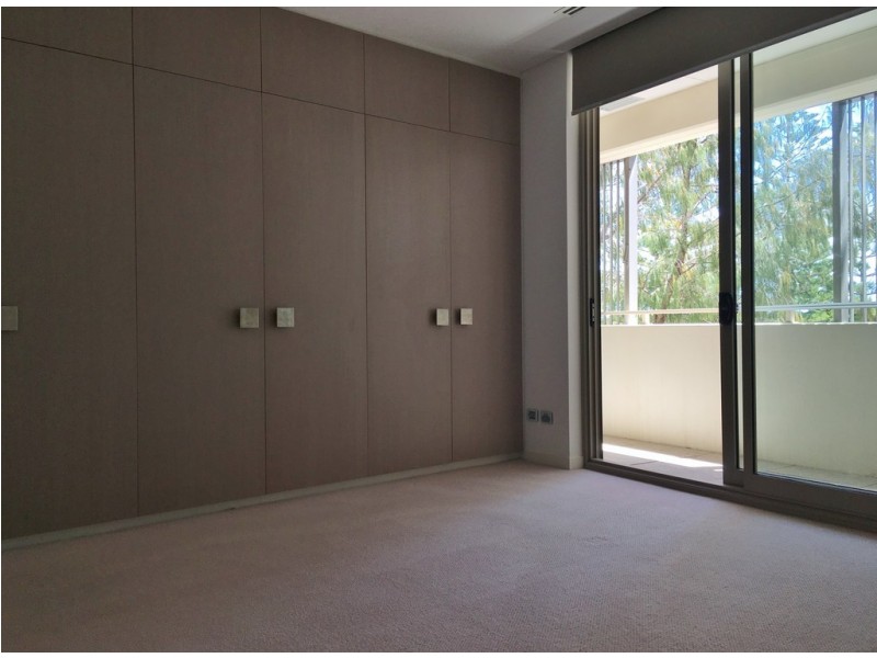 22/21 Ocean Drive, North Coogee WA 6163