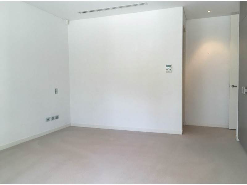 22/21 Ocean Drive, North Coogee WA 6163