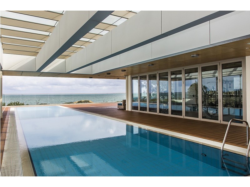 22/21 Ocean Drive, North Coogee WA 6163