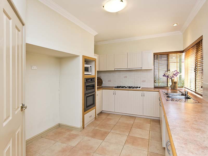 16 Connolly Street, Wembley WA 6014