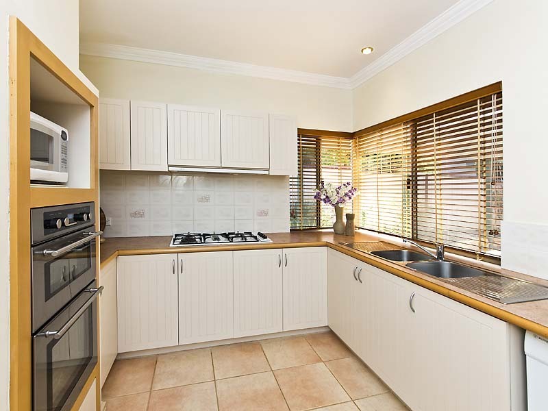 16 Connolly Street, Wembley WA 6014