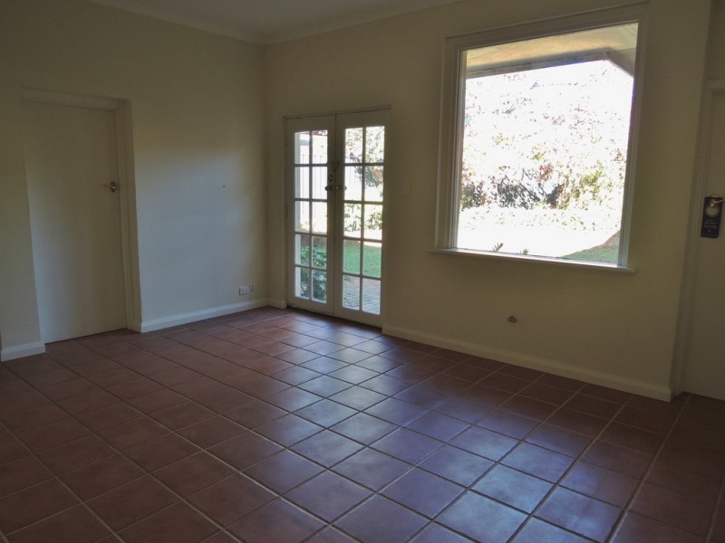 83 Lake Monger Drive, Wembley WA 6014