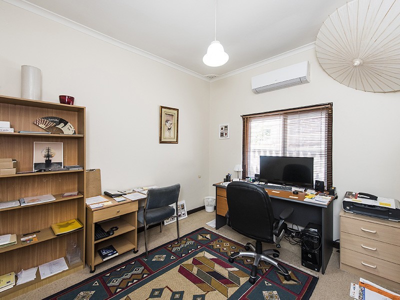 100 Holland Street, Wembley WA 6014