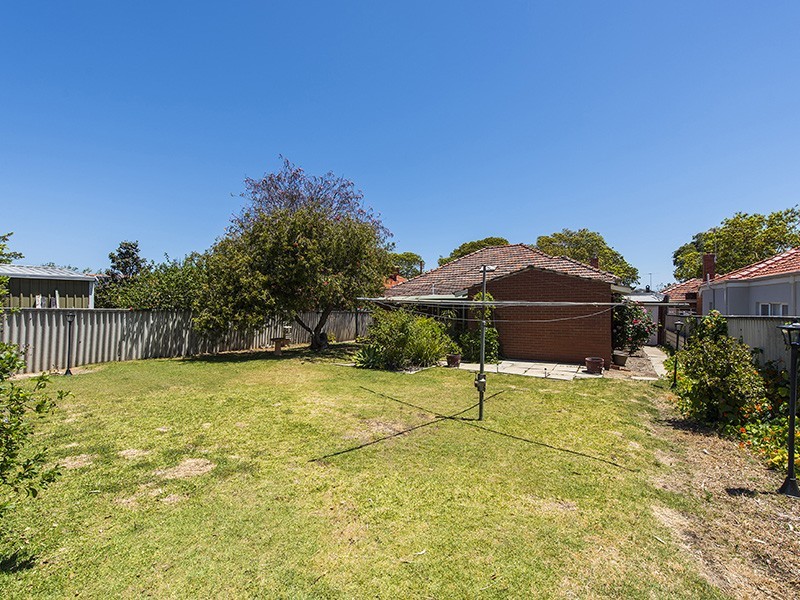 100 Holland Street, Wembley WA 6014