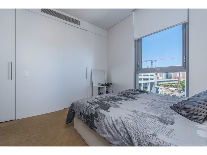 710/8-10 Adelaide Terrace, East Perth WA 6004