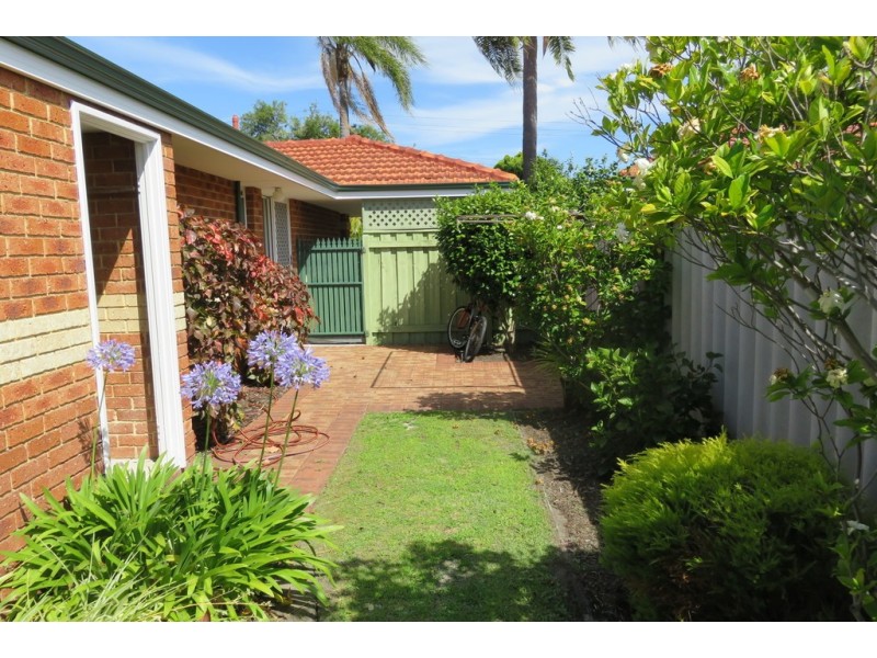 111 Roberts Road, Rivervale WA 6103