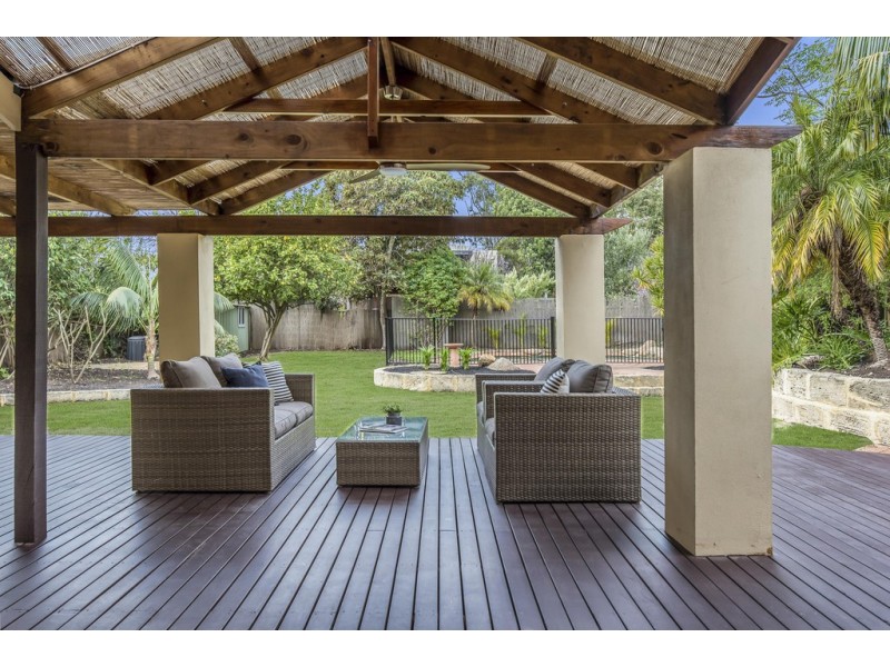 44 Gairloch Street, Applecross WA 6153