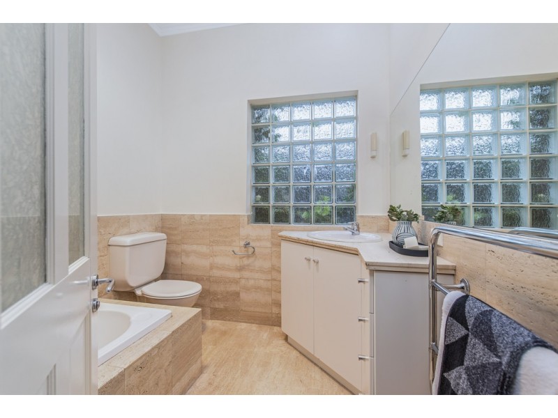 44 Gairloch Street, Applecross WA 6153