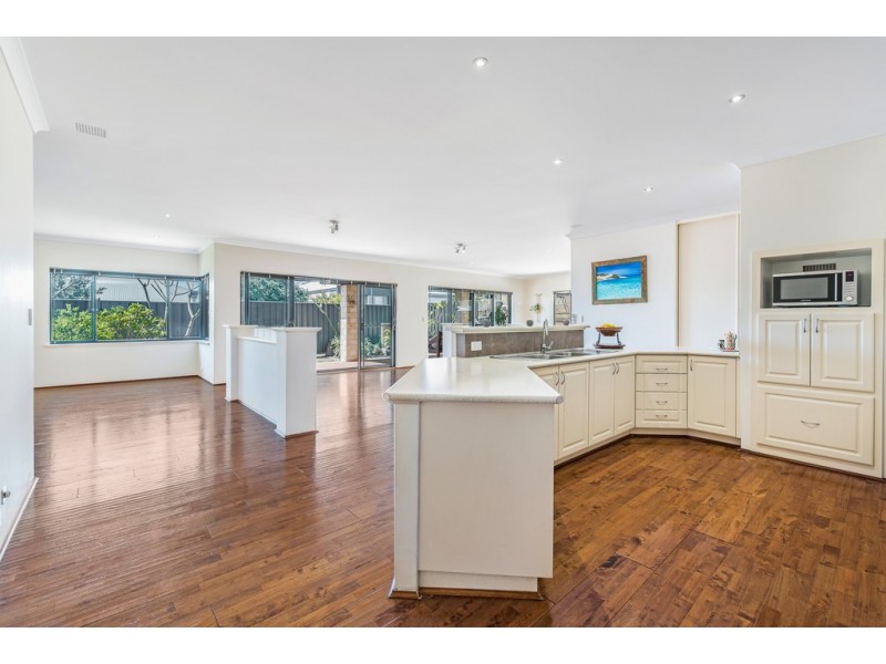 9 Dugong View, Yangebup WA 6164