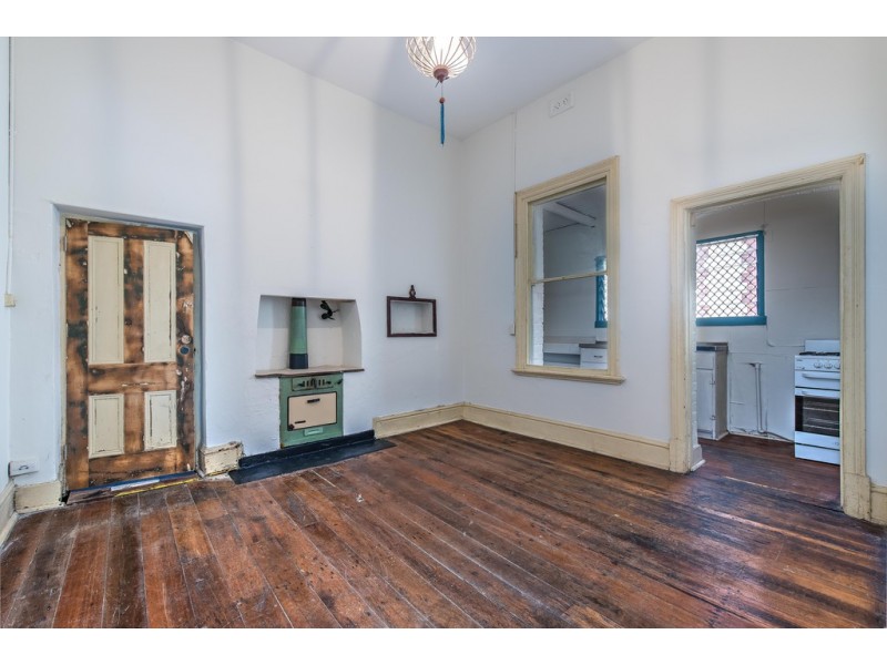 66 Hampton Road, Fremantle WA 6160