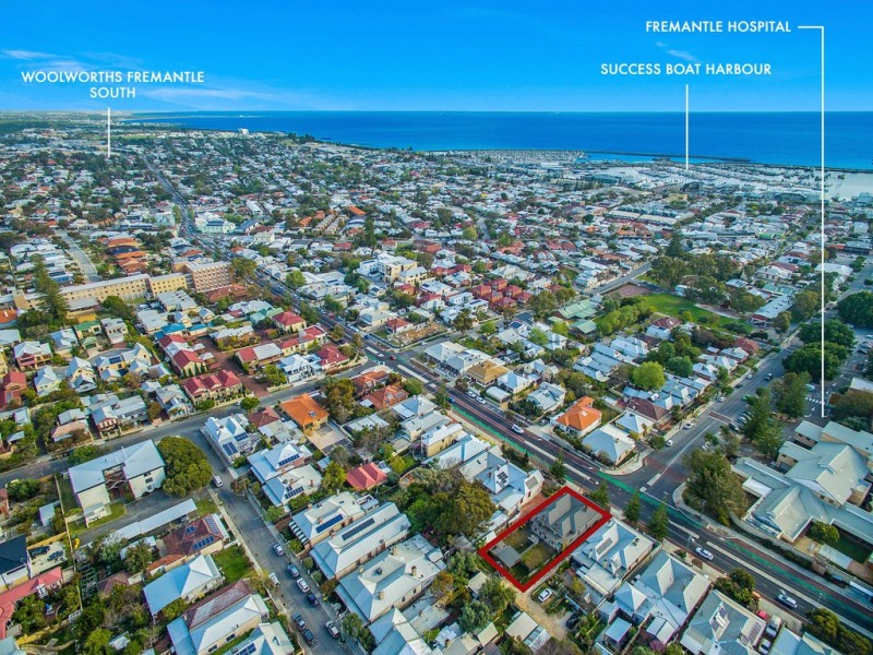 66 Hampton Road, Fremantle WA 6160