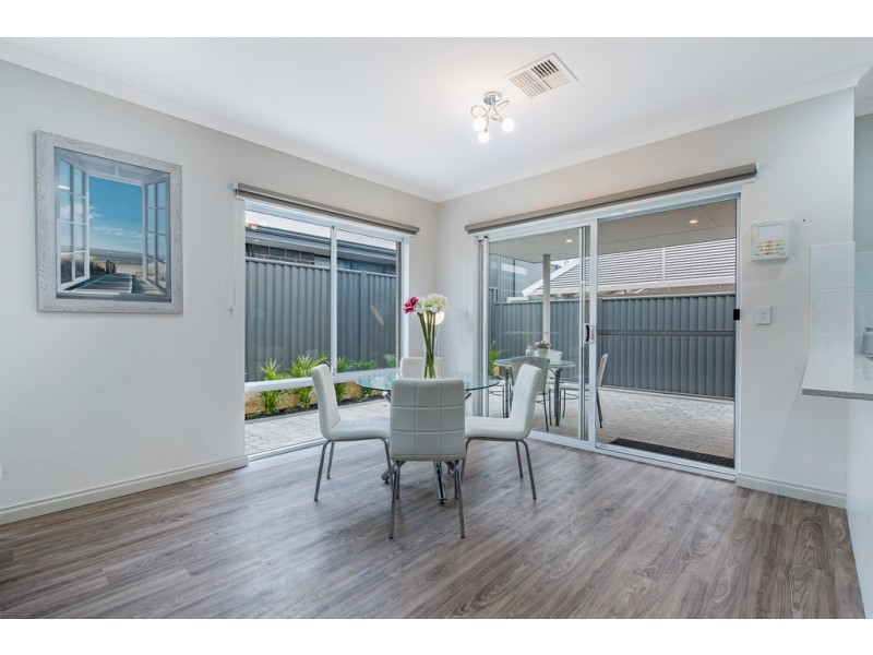 36 Cosmia Grove, Jindalee WA 6036