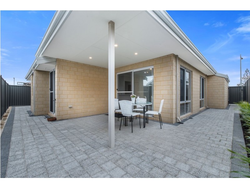 36 Cosmia Grove, Jindalee WA 6036