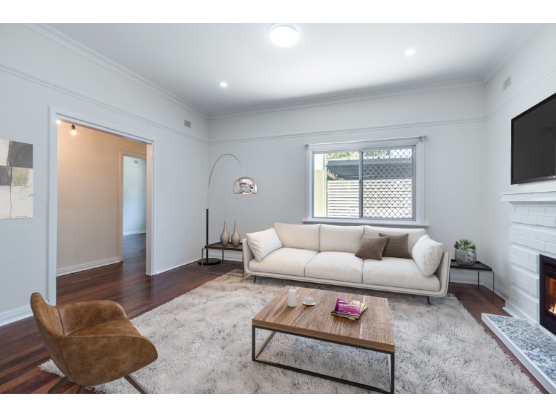 2 Mengler Avenue, Claremont WA 6010