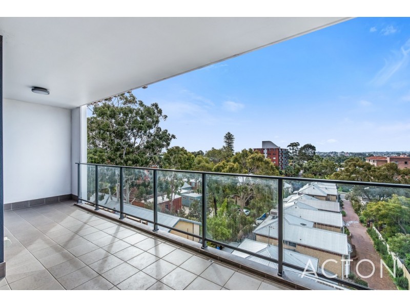 95/172 Railway Parade, West Leederville WA 6007