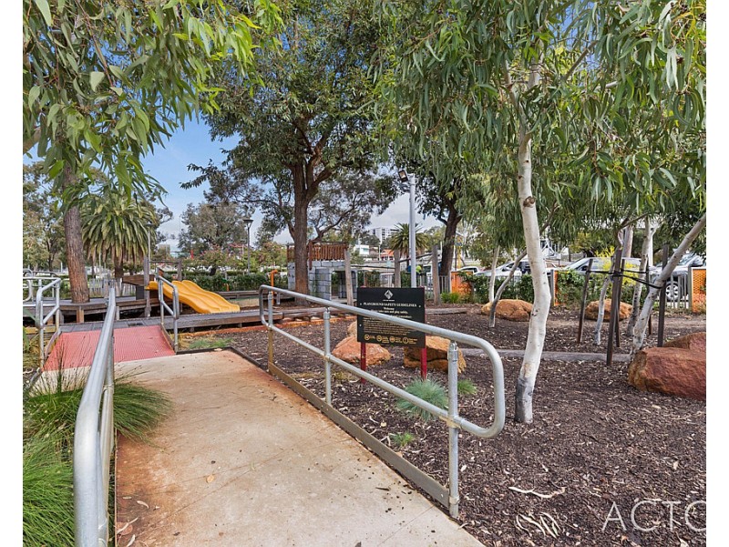 14 Burgess Street, Leederville WA 6007