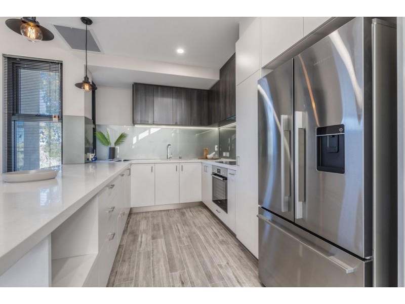 201/2 Bessell Avenue, Como WA 6152