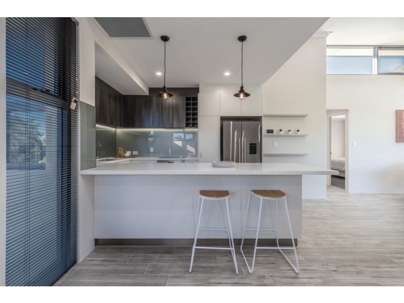 201/2 Bessell Avenue, Como WA 6152