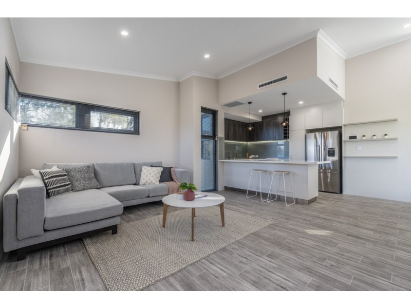 201/2 Bessell Avenue, Como WA 6152