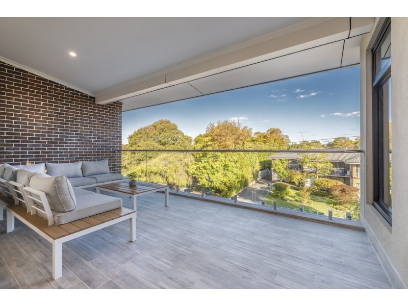 201/2 Bessell Avenue, Como WA 6152