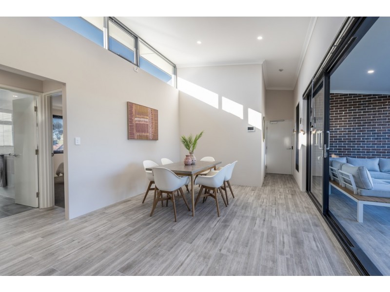 201/2 Bessell Avenue, Como WA 6152