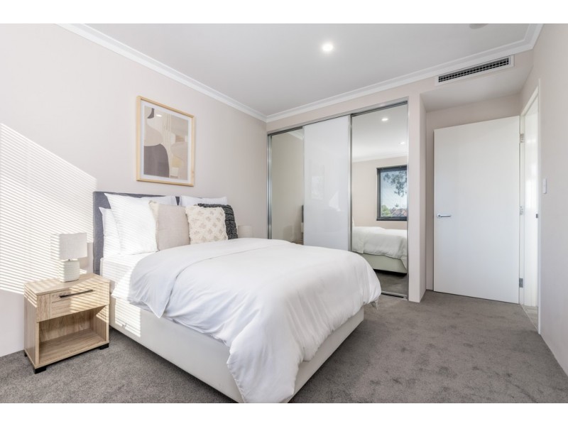 201/2 Bessell Avenue, Como WA 6152