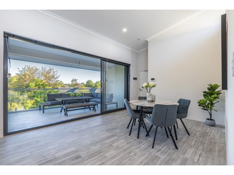 203/2 Bessell Avenue, Como WA 6152