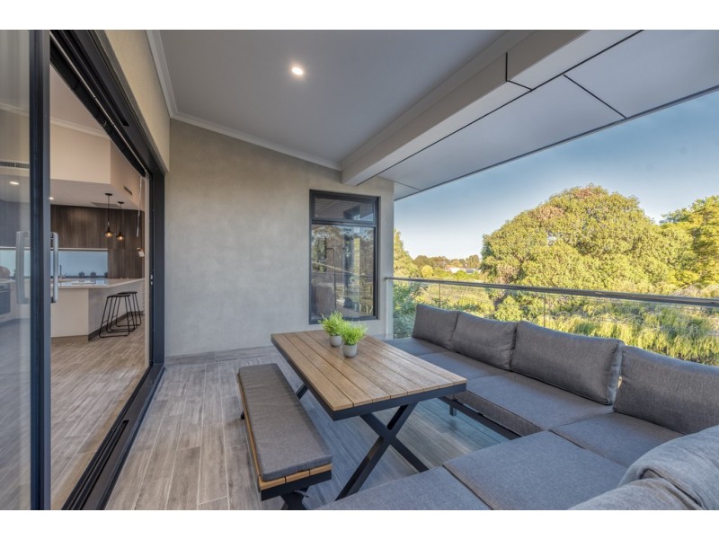 203/2 Bessell Avenue, Como WA 6152