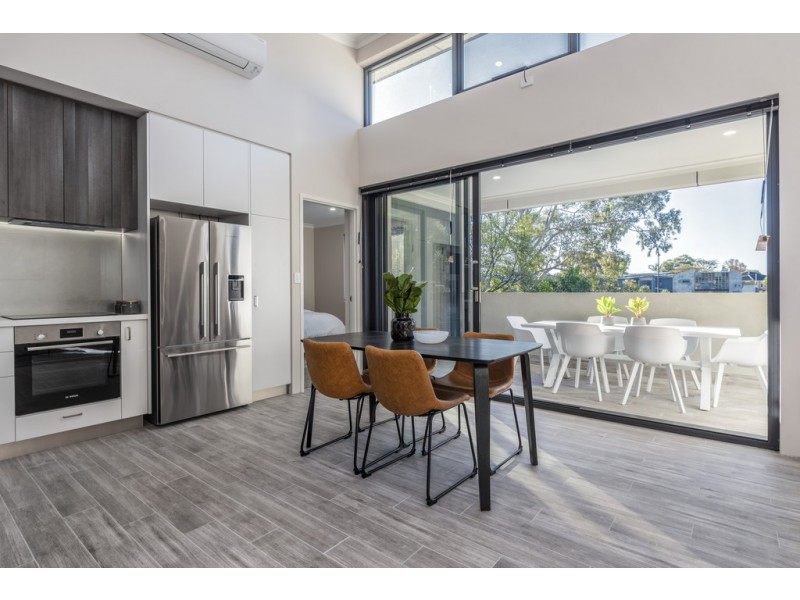 202/2 Bessell Ave, Como WA 6152