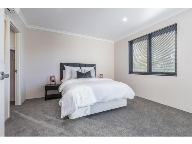 202/2 Bessell Ave, Como WA 6152