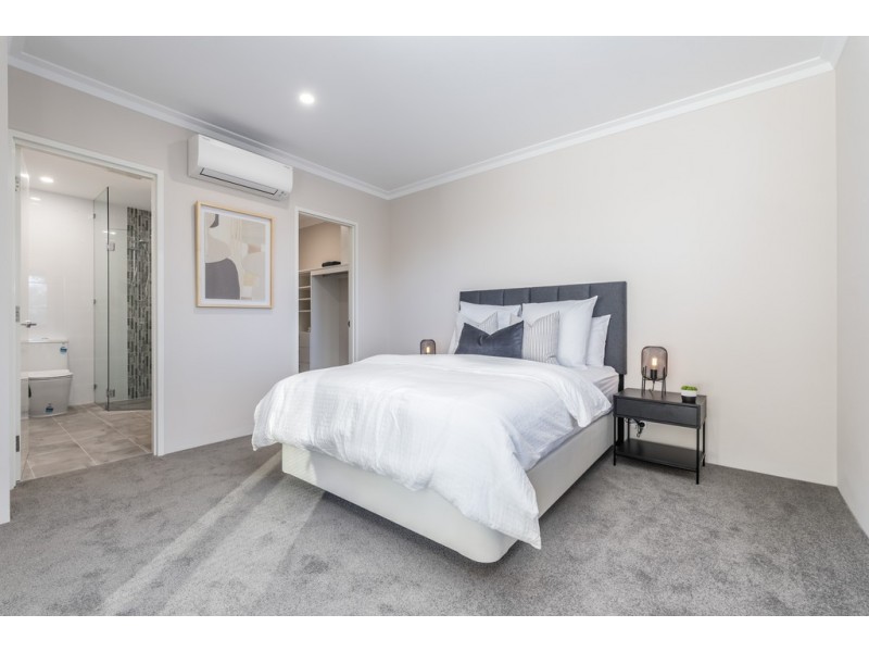 202/2 Bessell Ave, Como WA 6152