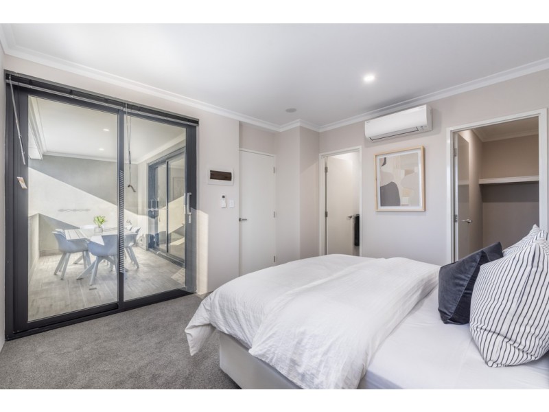 202/2 Bessell Ave, Como WA 6152