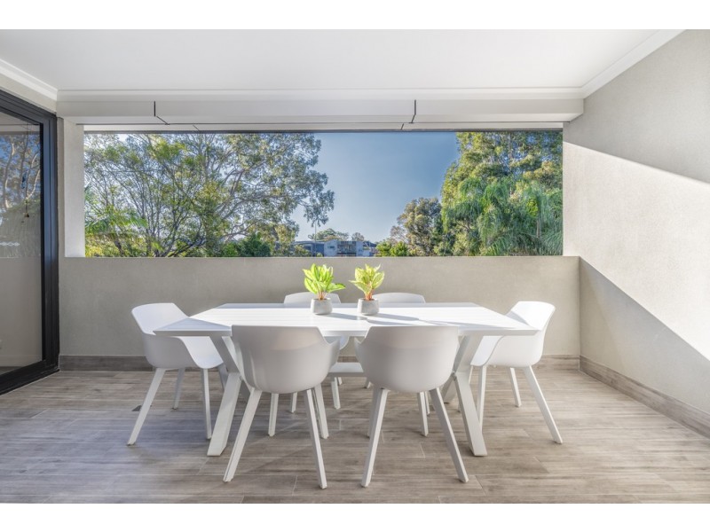 202/2 Bessell Ave, Como WA 6152