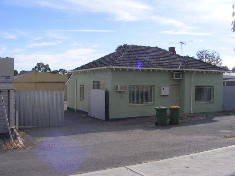 17 Belmont Avenue, Belmont WA 6104