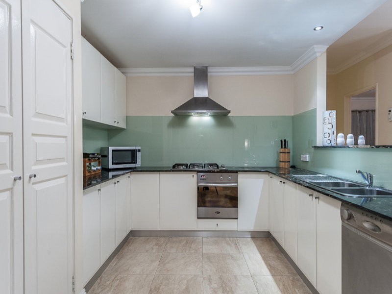 5 Talia Drive, Stirling WA 6021