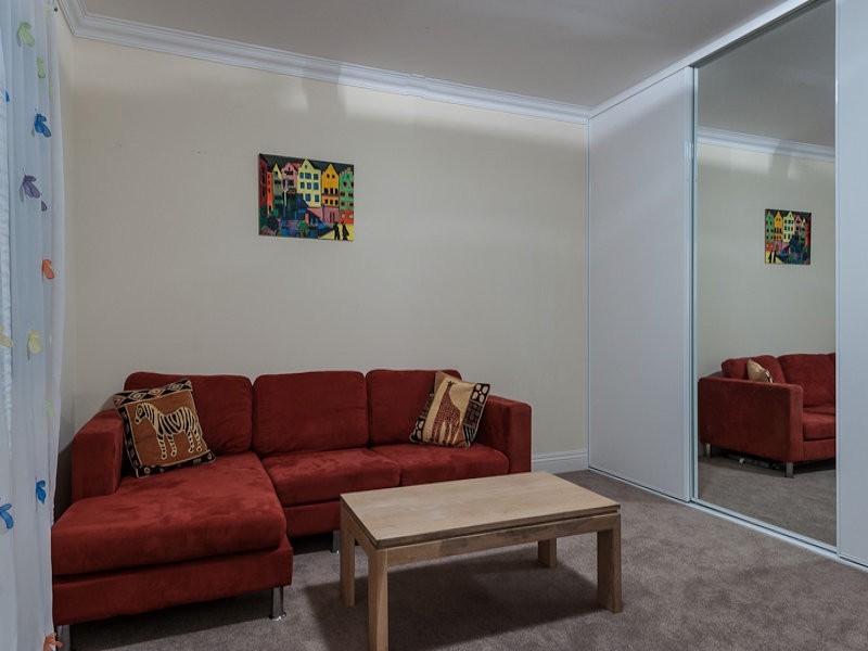 5 Talia Drive, Stirling WA 6021