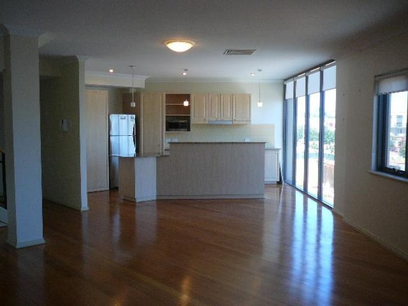 5/2 Agnew Way, Subiaco WA 6008